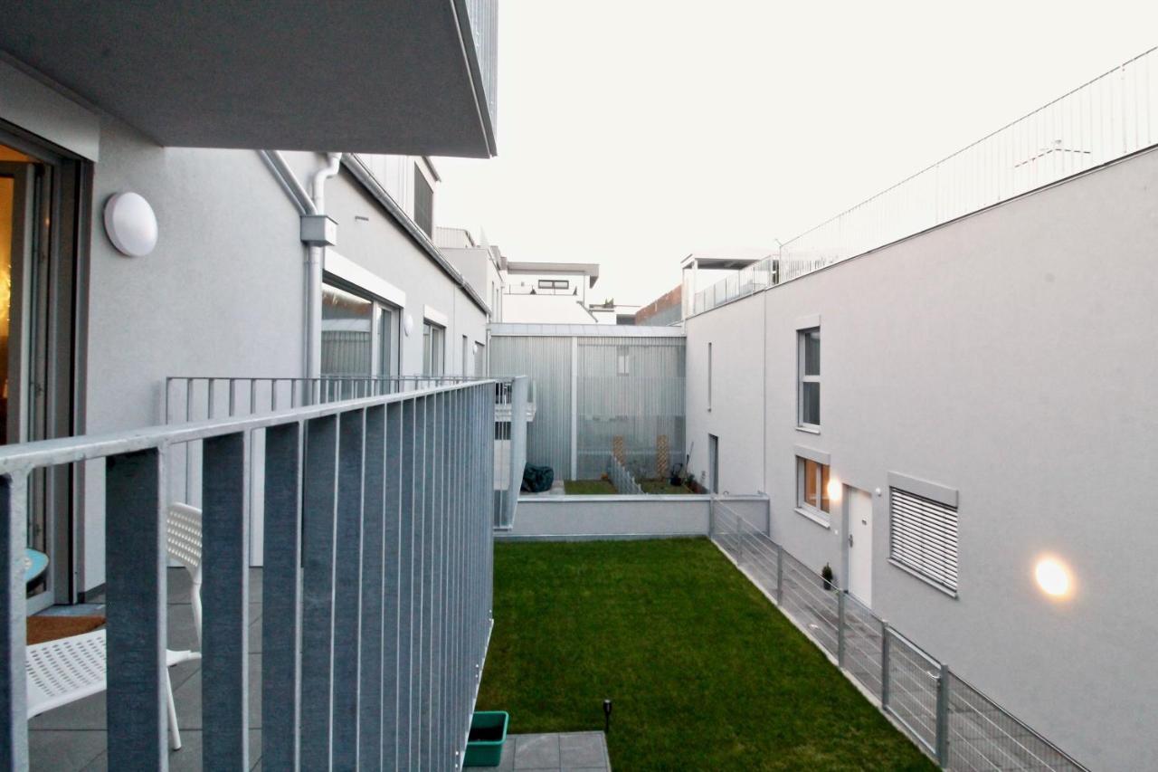 Balcony/Pool/Free Parking Garage Studio Bécs Kültér fotó