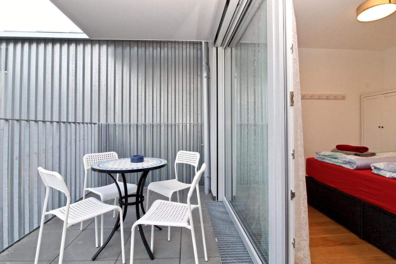Balcony/Pool/Free Parking Garage Studio Bécs Kültér fotó